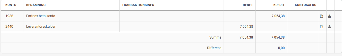 I bokföringen visar vi att leverantörsfakturan blir betalad (standardkonto 2440) och att pengarna är dragna från Fortnox Betalkonto för att betala denna leverantörsfaktura (standardkonto 1938).