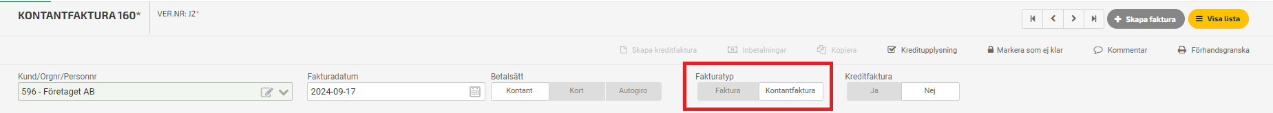 Välj Kontantfaktura under Fakturatyp.