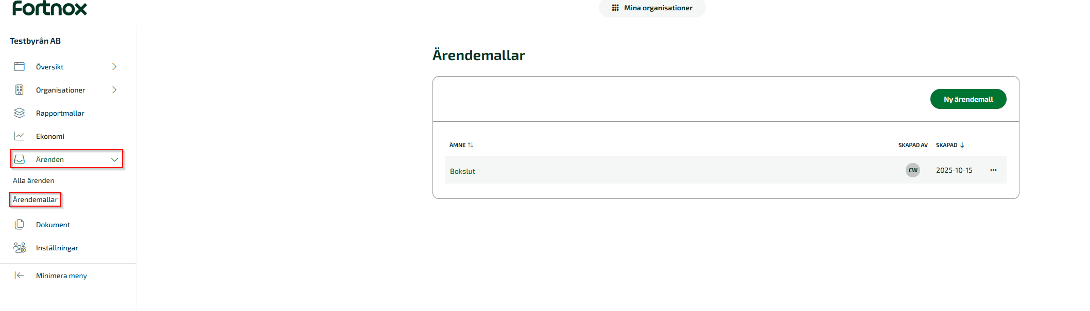 För att skapa en ny ärendemall klickar du på Ärendemallar under Ärenden i menyn till vänster.