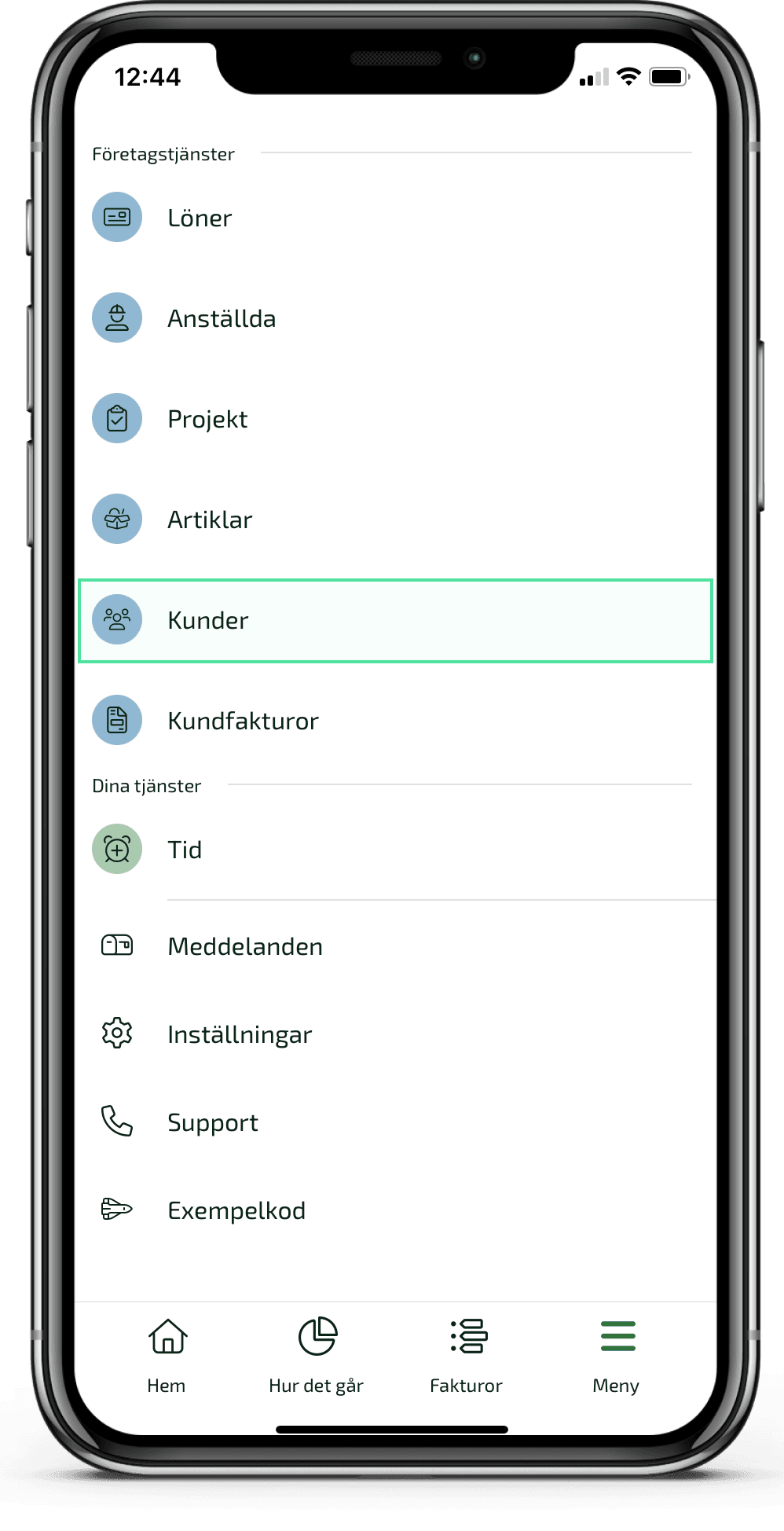 Tryck på Kunder i menyn för att komma till ditt kundregister.
